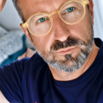 Smettila di guardare gli altri